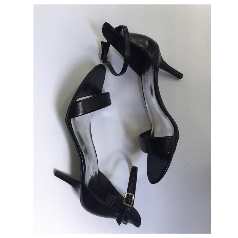🛑BOGO: Black Strap Sandal